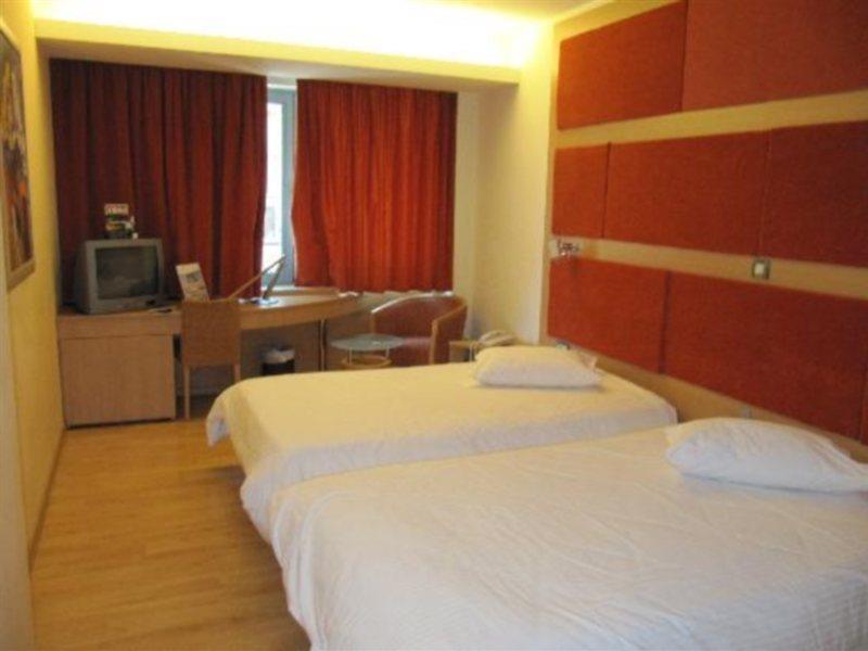 Kaningos 21 Hotel เอเธนส์ ภายนอก รูปภาพ